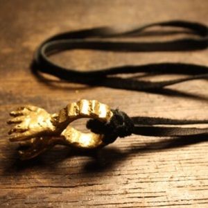 Solid brass bloom pendant leather necklace